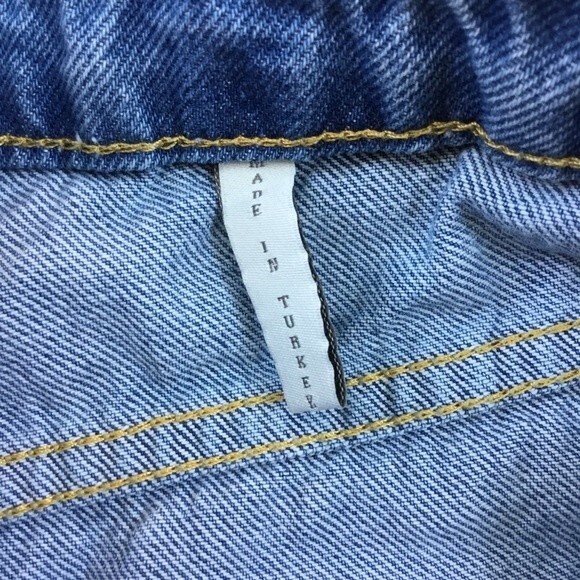 One Teaspoon RIVIERA LEGEND MOM FIT SHORT Denim Frayed Jean Shorts Size 26 - Picture 14 of 15